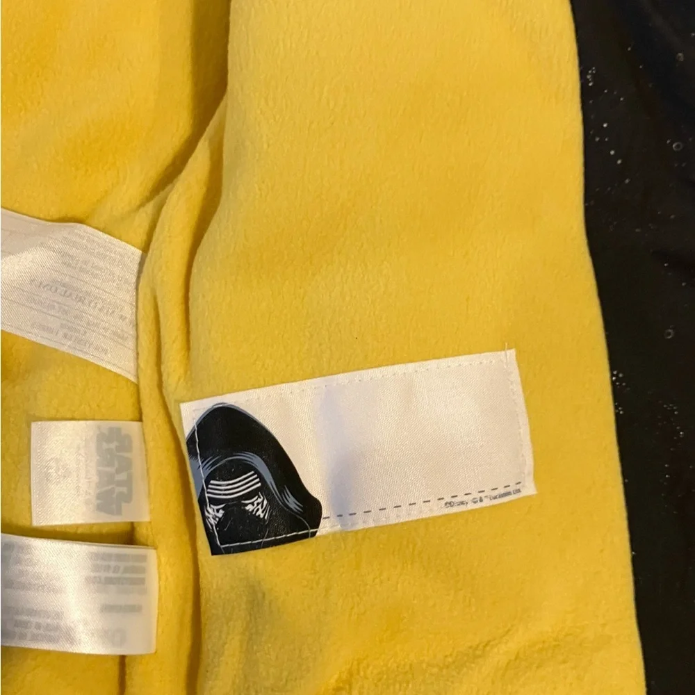 NWT Disney Store Star Wars Black and Blue Jacket with Yellow Trim size 4T